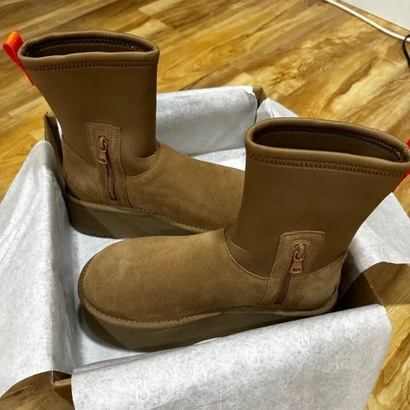 UGG W Classic Dipper - Picture 8 of 8